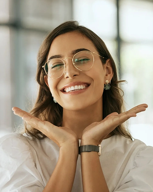 Smile Makeovers - Highlands Ranch, CO - Chiu Aesthetics