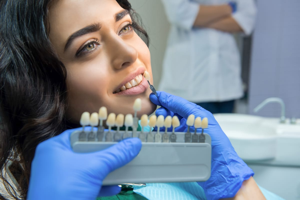 Veneers in Carriage Club